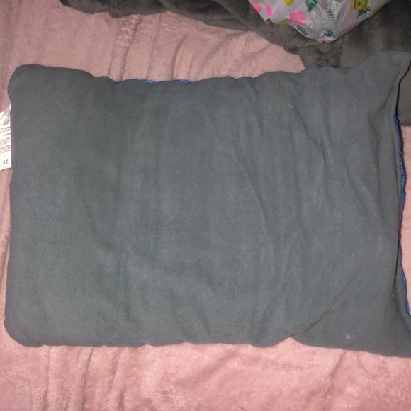 NWT camping pillow and carry bag - Picture 8 of 9